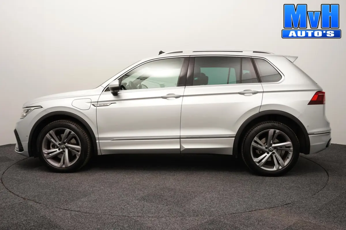 1.4 TSI PHEV R-Line|PANO|STOEL/STUUR.VERW