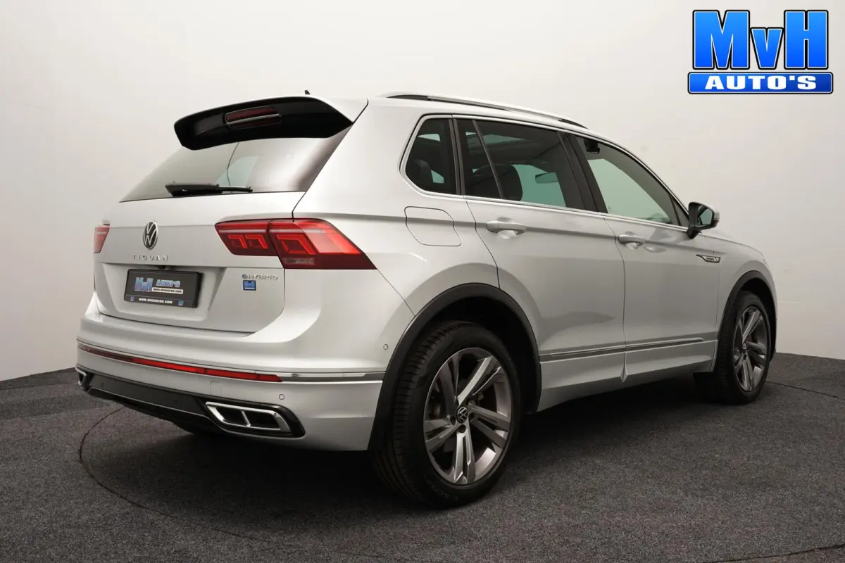 1.4 TSI PHEV R-Line|PANO|STOEL/STUUR.VERW