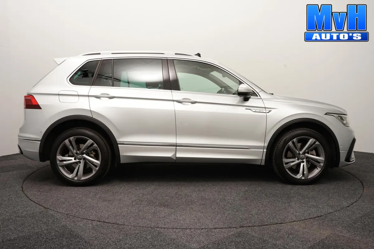 1.4 TSI PHEV R-Line|PANO|STOEL/STUUR.VERW