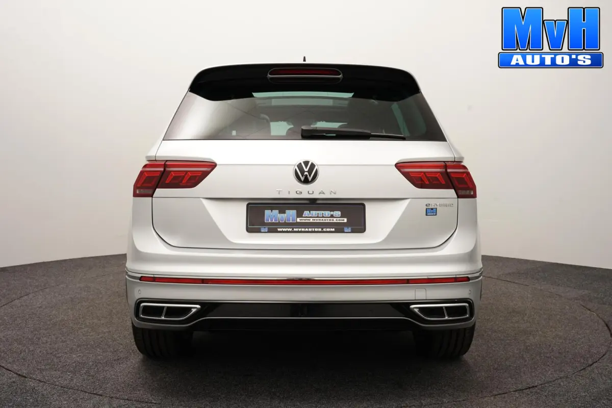 1.4 TSI PHEV R-Line|PANO|STOEL/STUUR.VERW