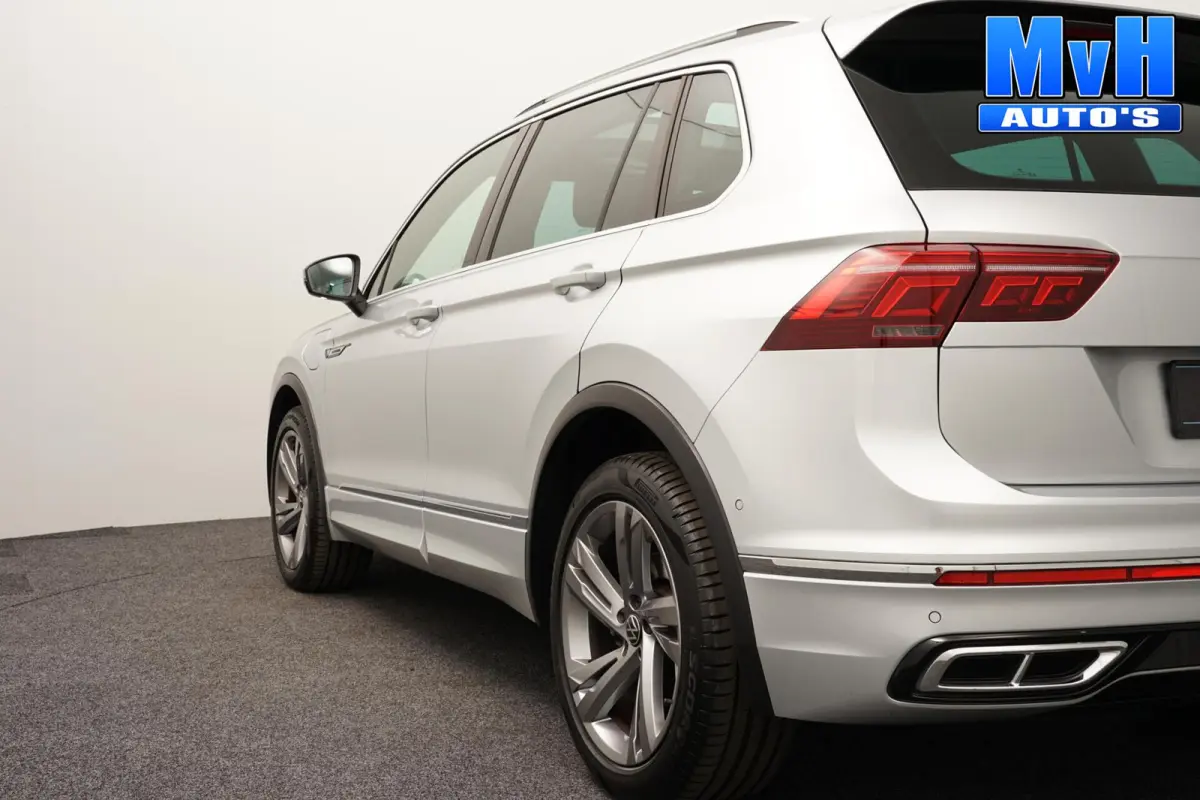 1.4 TSI PHEV R-Line|PANO|STOEL/STUUR.VERW