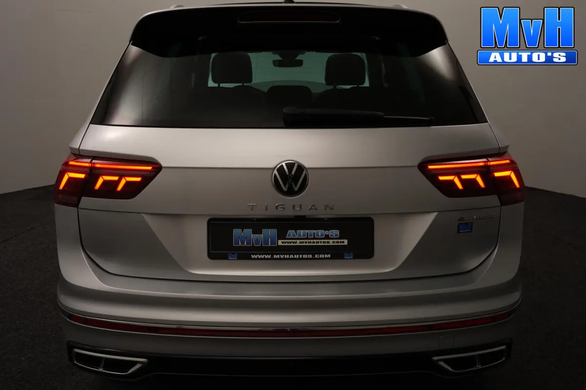 1.4 TSI PHEV R-Line|PANO|STOEL/STUUR.VERW