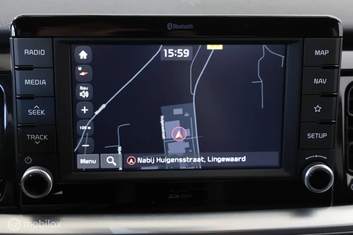 1.0 T-GDi DynamicLine - Afneembare trekhaak - Carplay - Stuur/Stoelverwarming