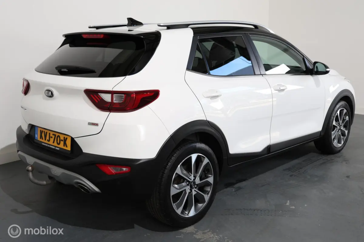 1.0 T-GDi DynamicLine - Afneembare trekhaak - Carplay - Stuur/Stoelverwarming