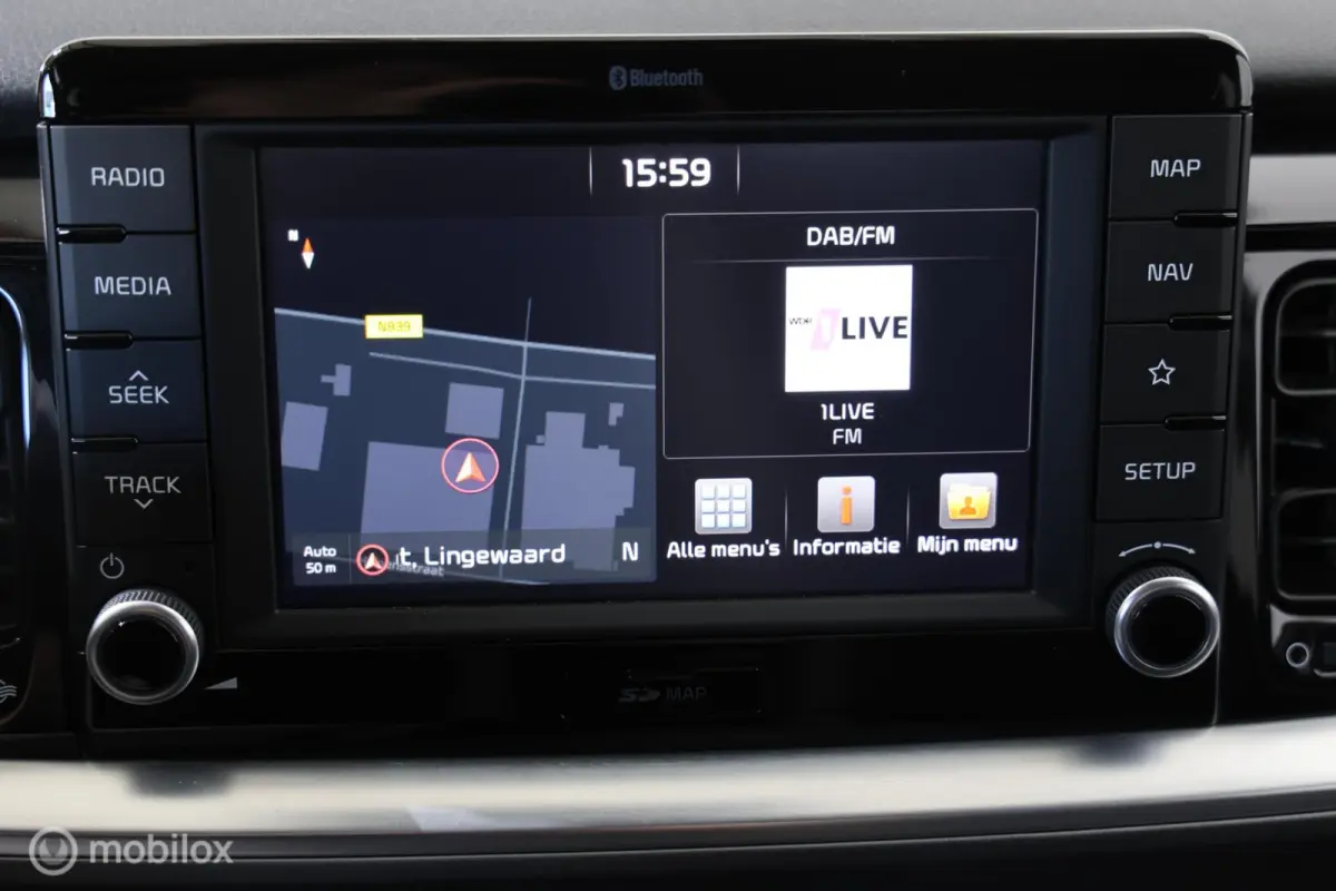 1.0 T-GDi DynamicLine - Afneembare trekhaak - Carplay - Stuur/Stoelverwarming