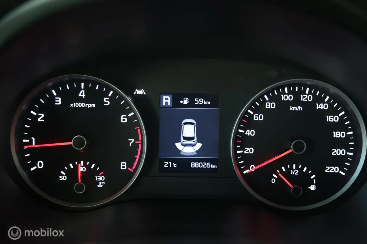 1.0 T-GDi DynamicLine - Afneembare trekhaak - Carplay - Stuur/Stoelverwarming