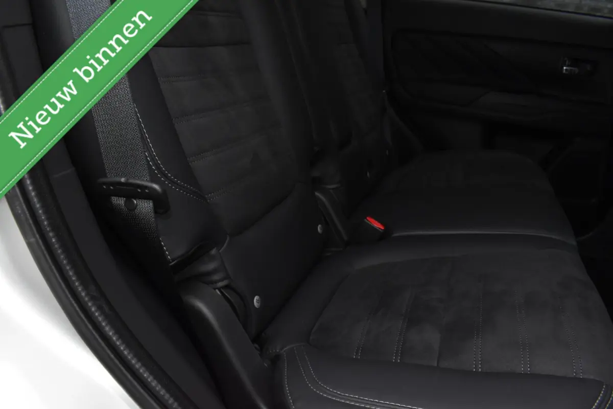 2.4 PHEV Plug in CAMERA/ANDROID CARPLAY/PDC/HALF LEDER/ETC.!