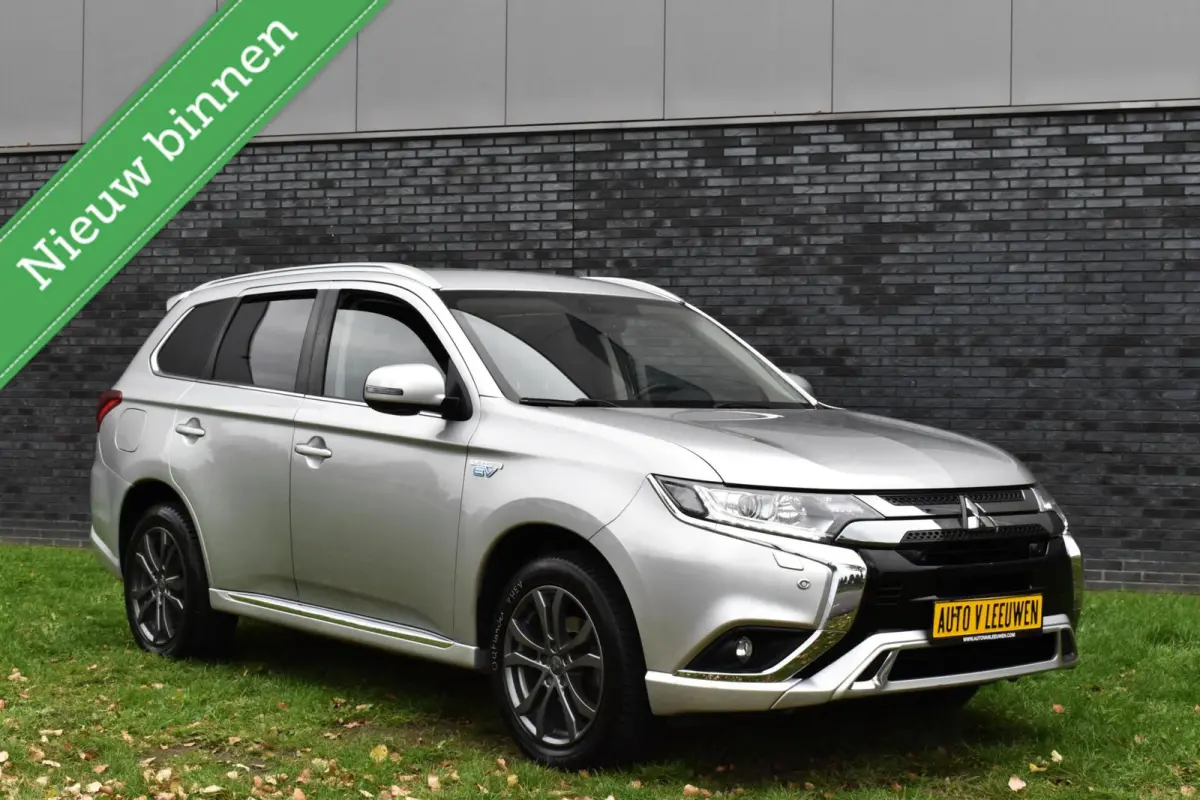 2.4 PHEV Plug in CAMERA/ANDROID CARPLAY/PDC/HALF LEDER/ETC.!