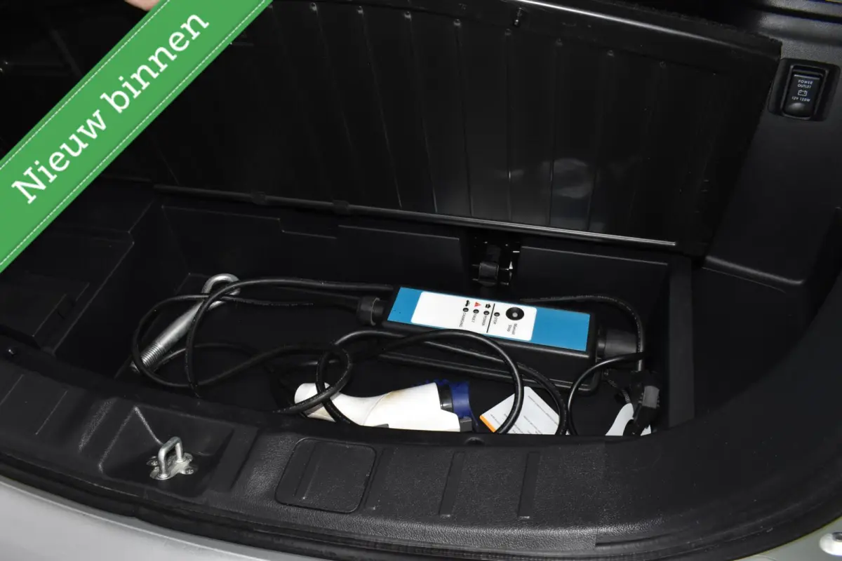 2.4 PHEV Plug in CAMERA/ANDROID CARPLAY/PDC/HALF LEDER/ETC.!
