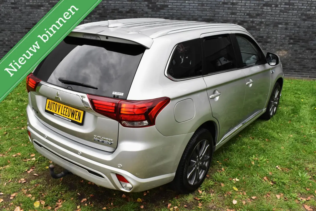 2.4 PHEV Plug in CAMERA/ANDROID CARPLAY/PDC/HALF LEDER/ETC.!