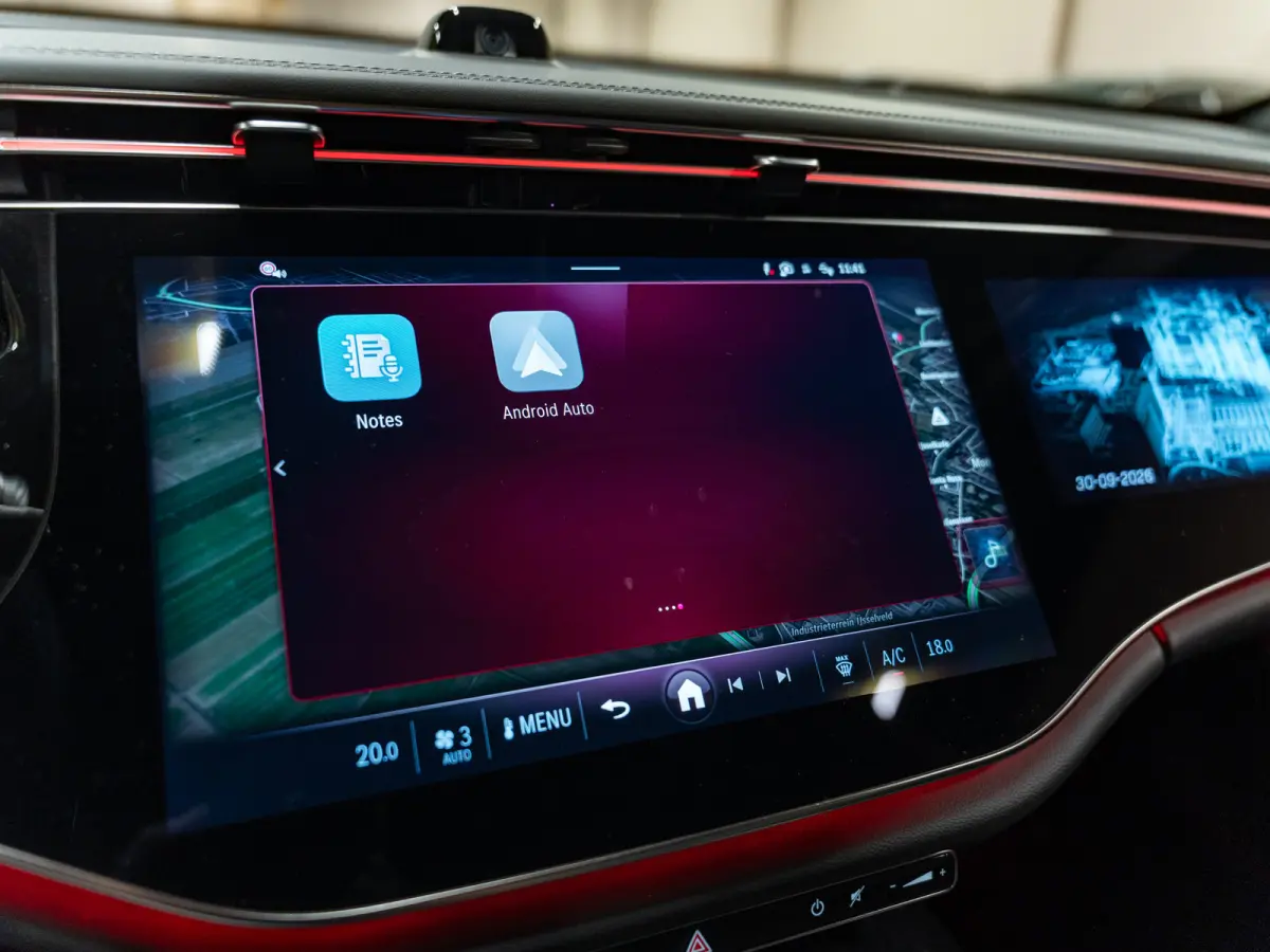 300 e Exclusive AMG Line, Pano, Hyperscreen, Night Pakket, Burmester, Ambiënte, Camera, Plug-In