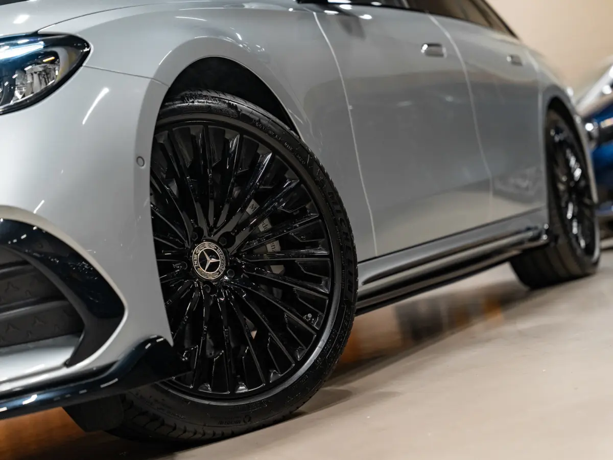 300 e Exclusive AMG Line, Pano, Hyperscreen, Night Pakket, Burmester, Ambiënte, Camera, Plug-In