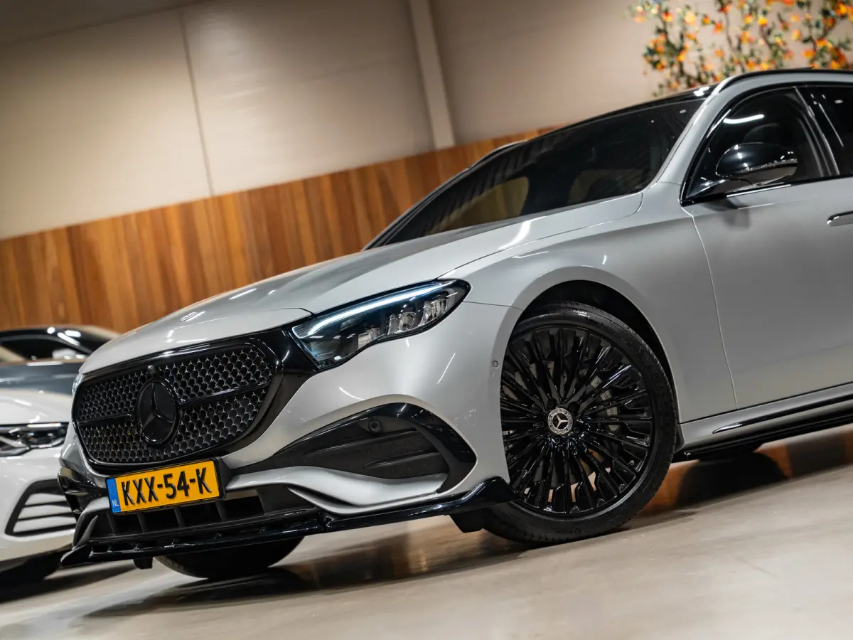 300 e Exclusive AMG Line, Pano, Hyperscreen, Night Pakket, Burmester, Ambiënte, Camera, Plug-In