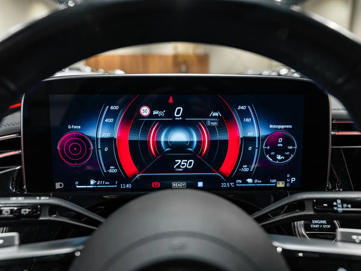 300 e Exclusive AMG Line, Pano, Hyperscreen, Night Pakket, Burmester, Ambiënte, Camera, Plug-In