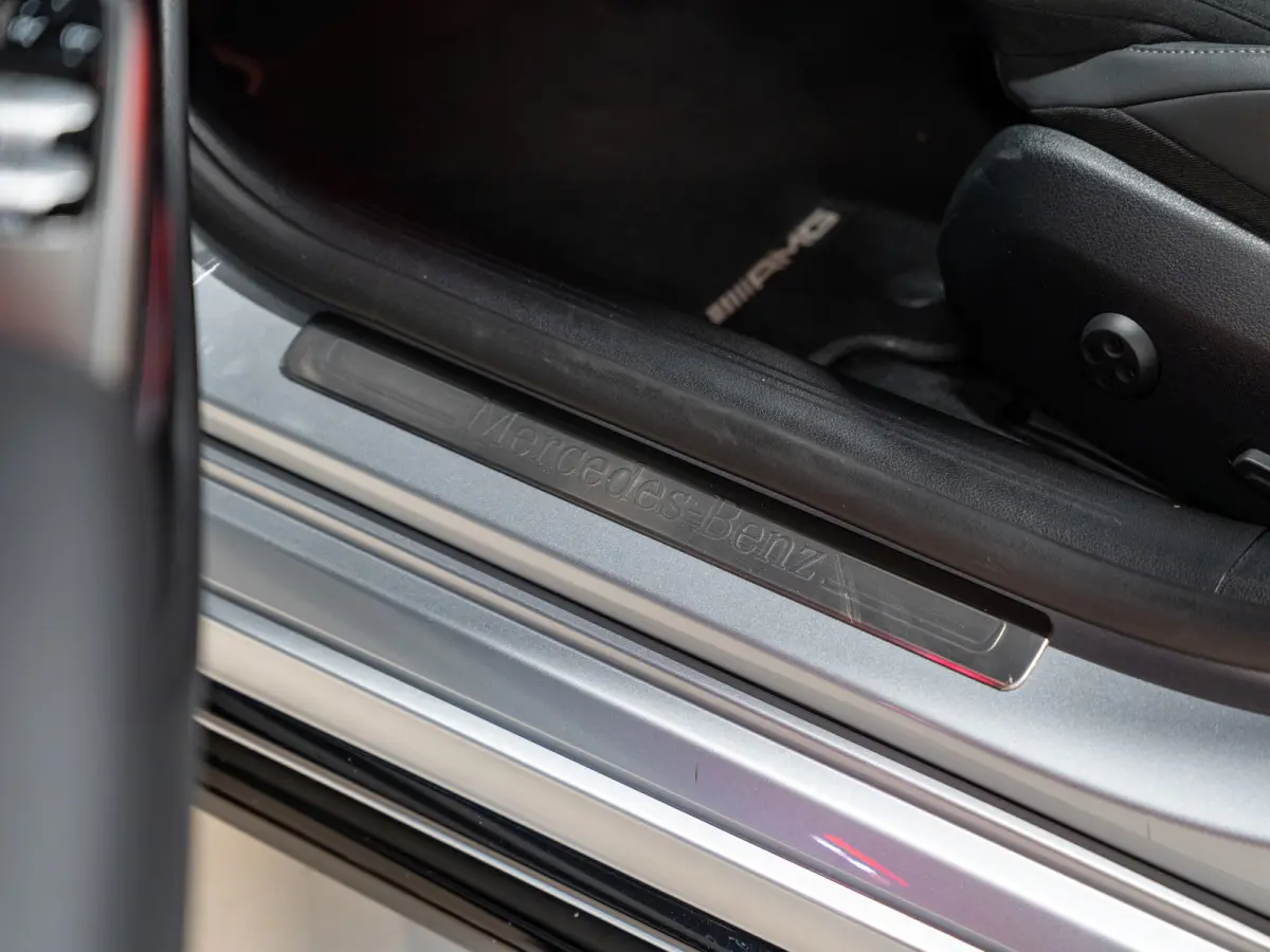 300 e Exclusive AMG Line, Pano, Hyperscreen, Night Pakket, Burmester, Ambiënte, Camera, Plug-In