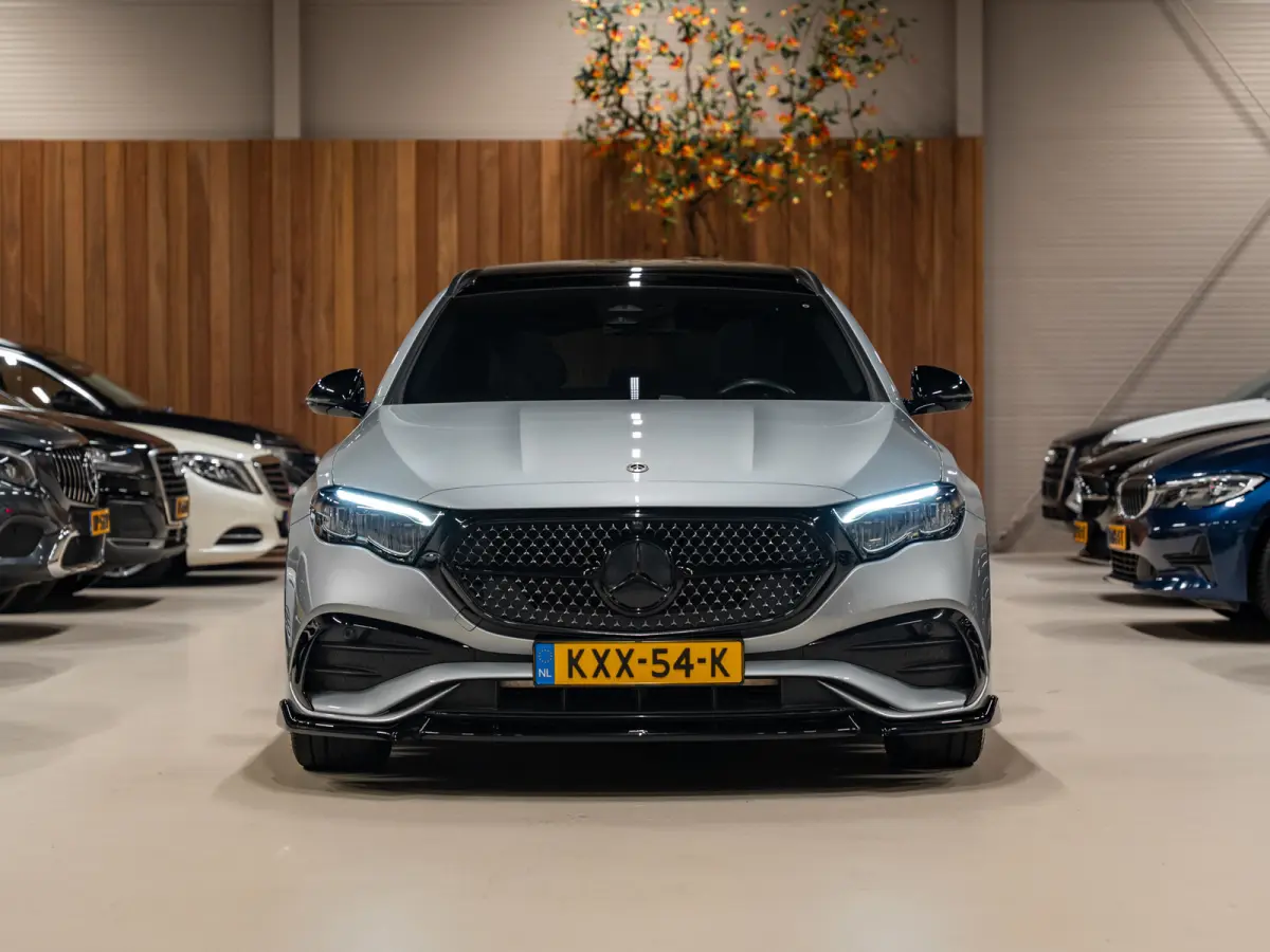 300 e Exclusive AMG Line, Pano, Hyperscreen, Night Pakket, Burmester, Ambiënte, Camera, Plug-In