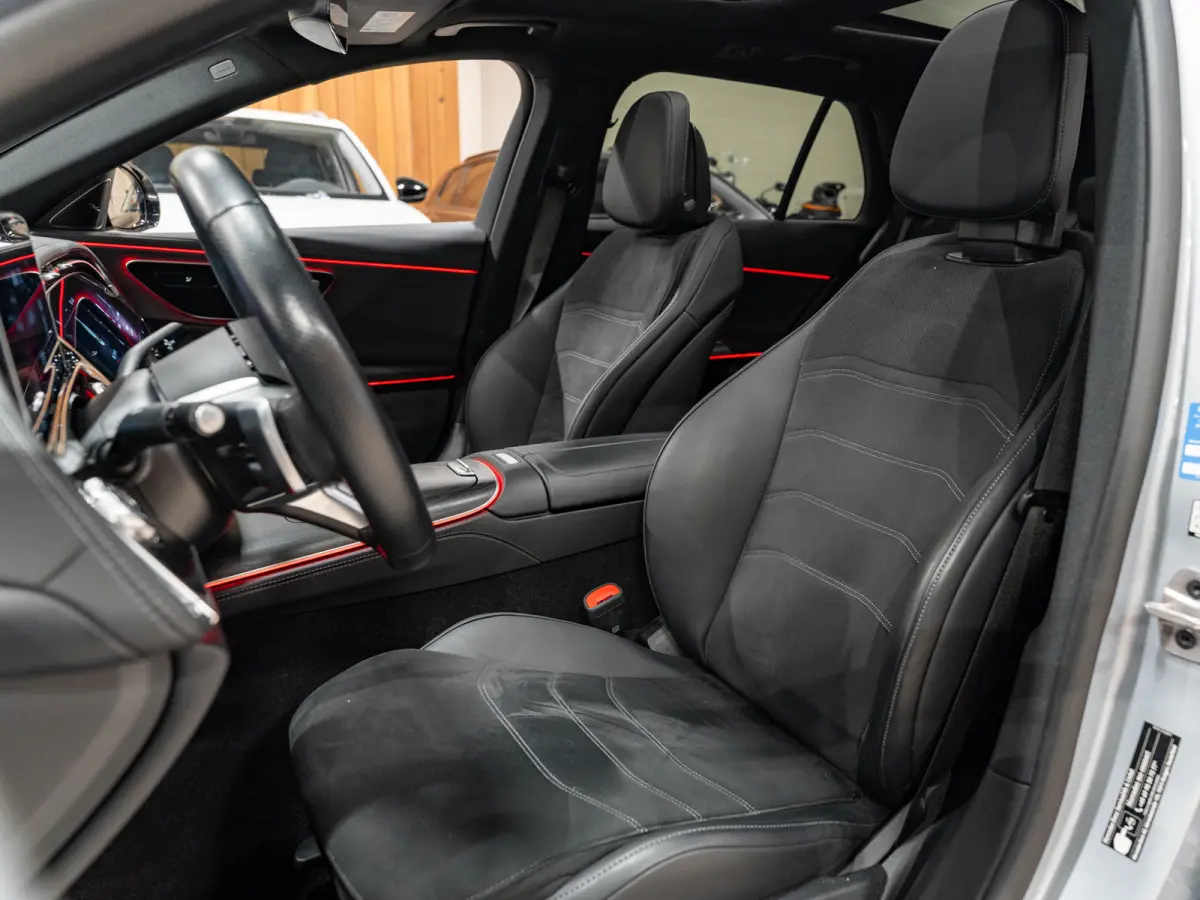 300 e Exclusive AMG Line, Pano, Hyperscreen, Night Pakket, Burmester, Ambiënte, Camera, Plug-In