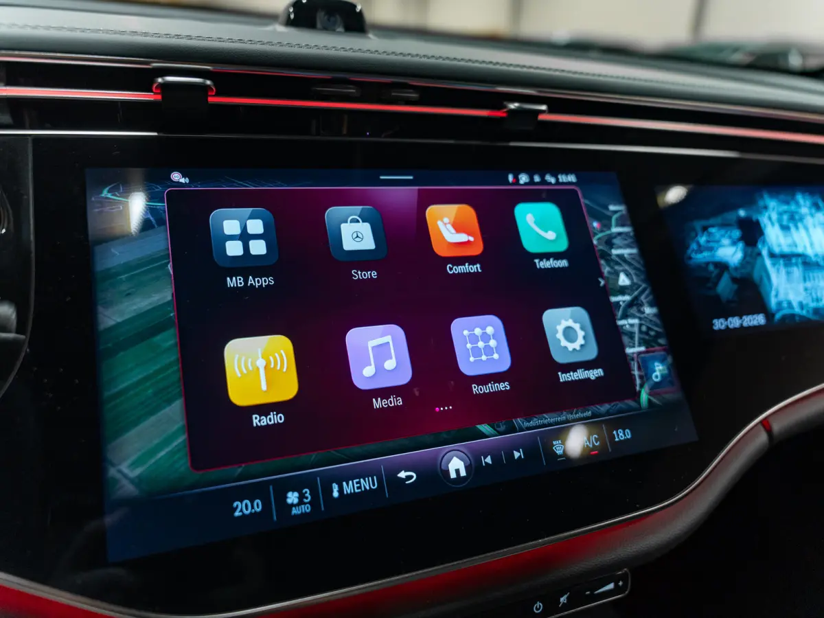 300 e Exclusive AMG Line, Pano, Hyperscreen, Night Pakket, Burmester, Ambiënte, Camera, Plug-In
