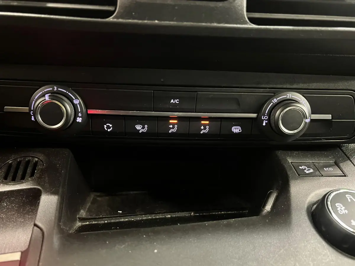 L2 1.5 BlueHDI Worker Automaat Airco Cruise Control Camera Carplay Trekhaak