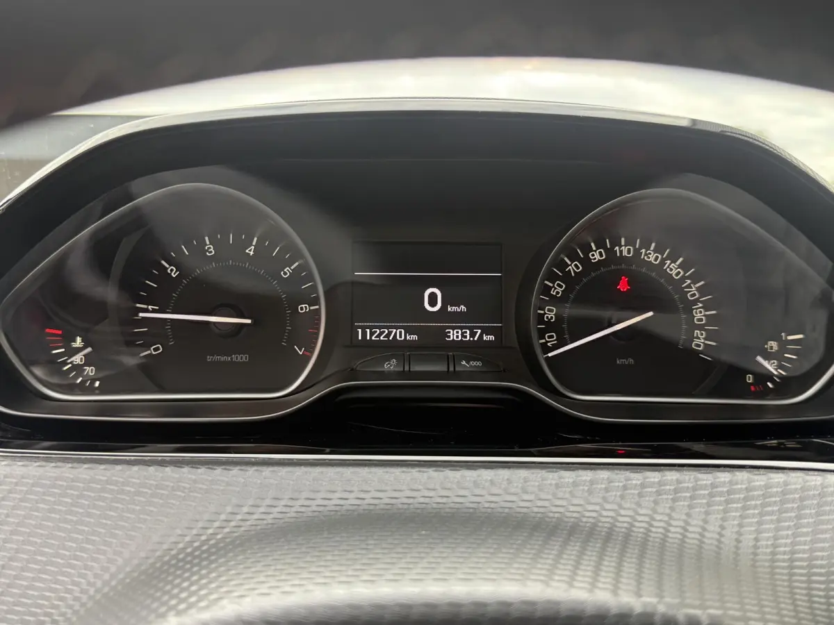 1.2 PureTech Blue Lease Executive 2e Eigenaar|Navi|Carplay|PDC|Clima|Cruise|Elek ramen|LM velgen|N.A.P| D-riem vv in 2024 | APK tot 07-2027