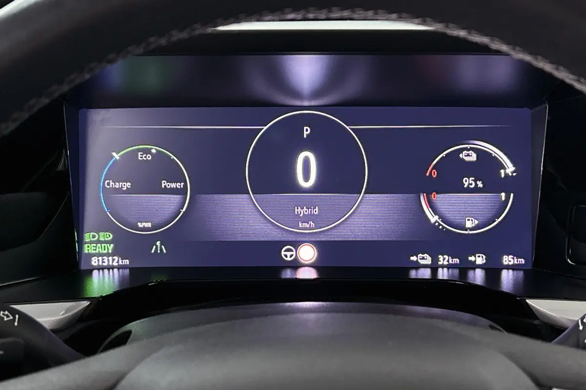 1.6 Turbo Plug-In Hybrid Ultimate / Lederpack/ Winterpack / 19'' velgen