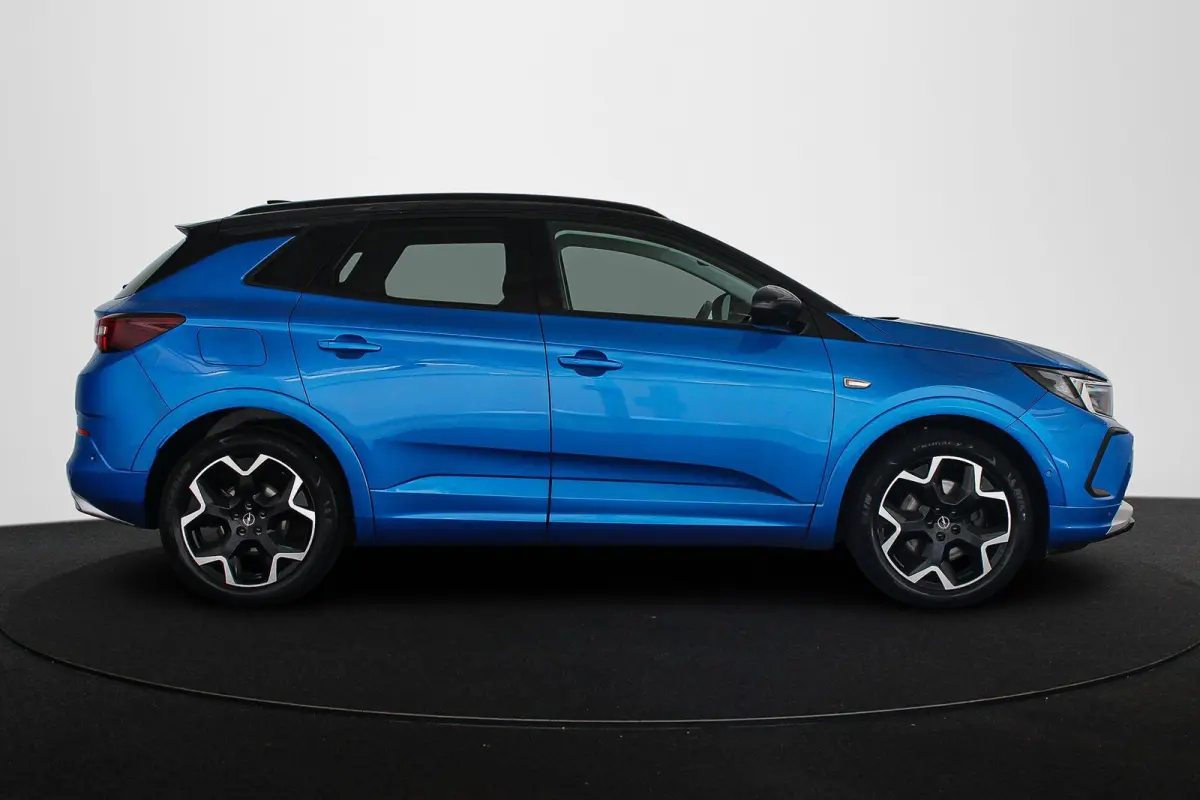 1.6 Turbo Plug-In Hybrid Ultimate / Lederpack/ Winterpack / 19'' velgen