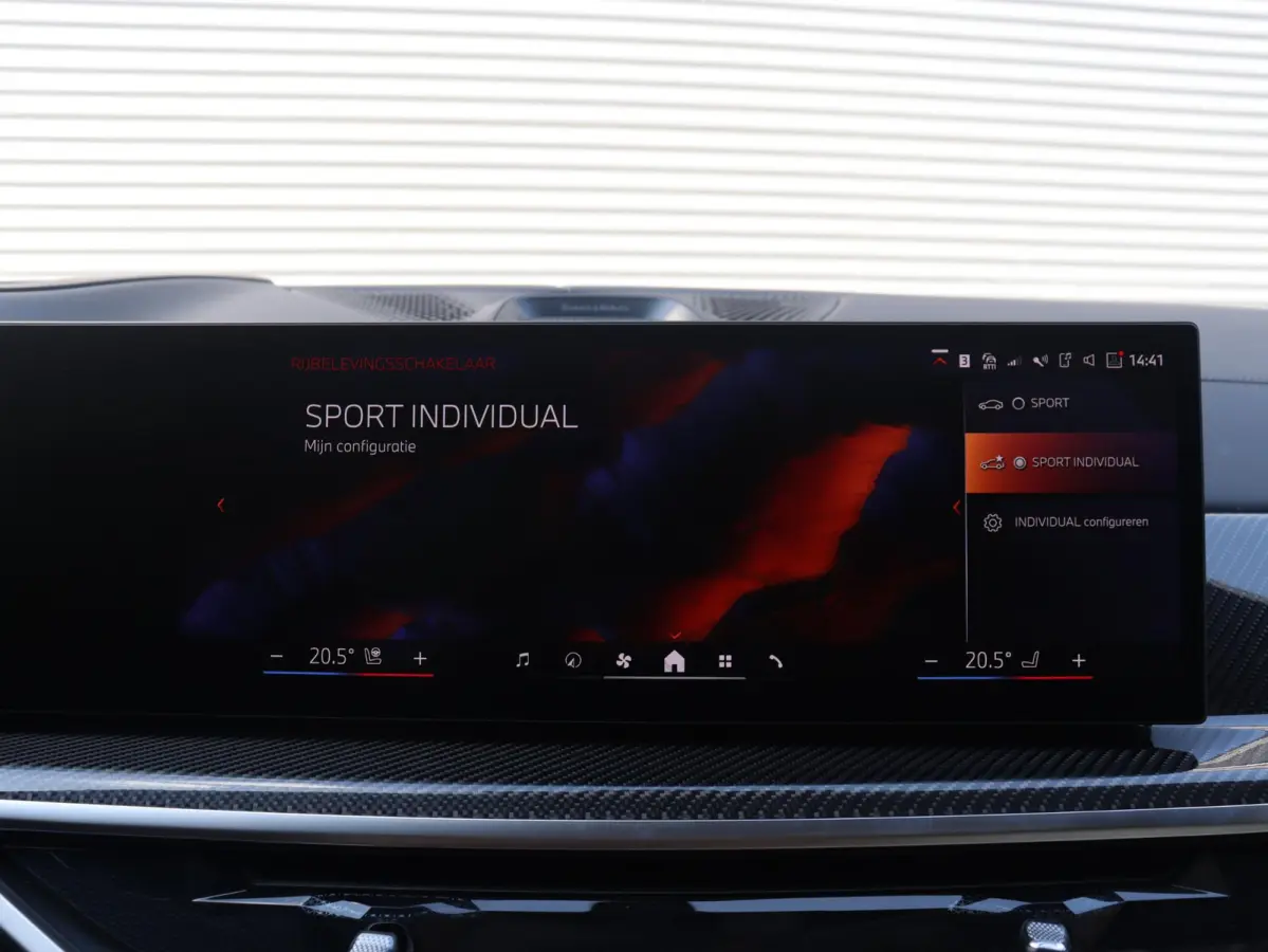 xDrive50e | M Sportpakket Pro | Panodak | Trekhaak | Driving Assistant Prof. | Soft Close | Bowers & Wilkins | Massage | SOH 100% | 22'' LMV