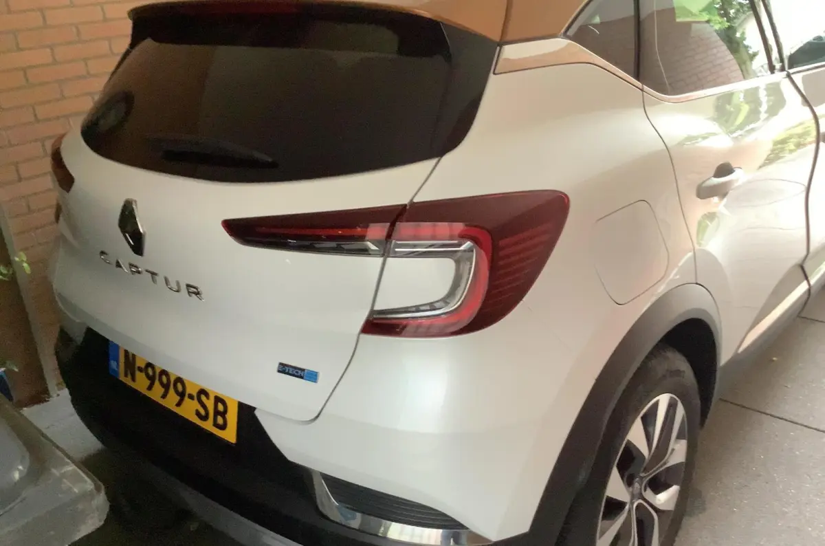 E-Tech Plug-in Hybrid 160 Edition One | Trekhaak | 360 Camera | BOSE Audio | Stoelverw. |
