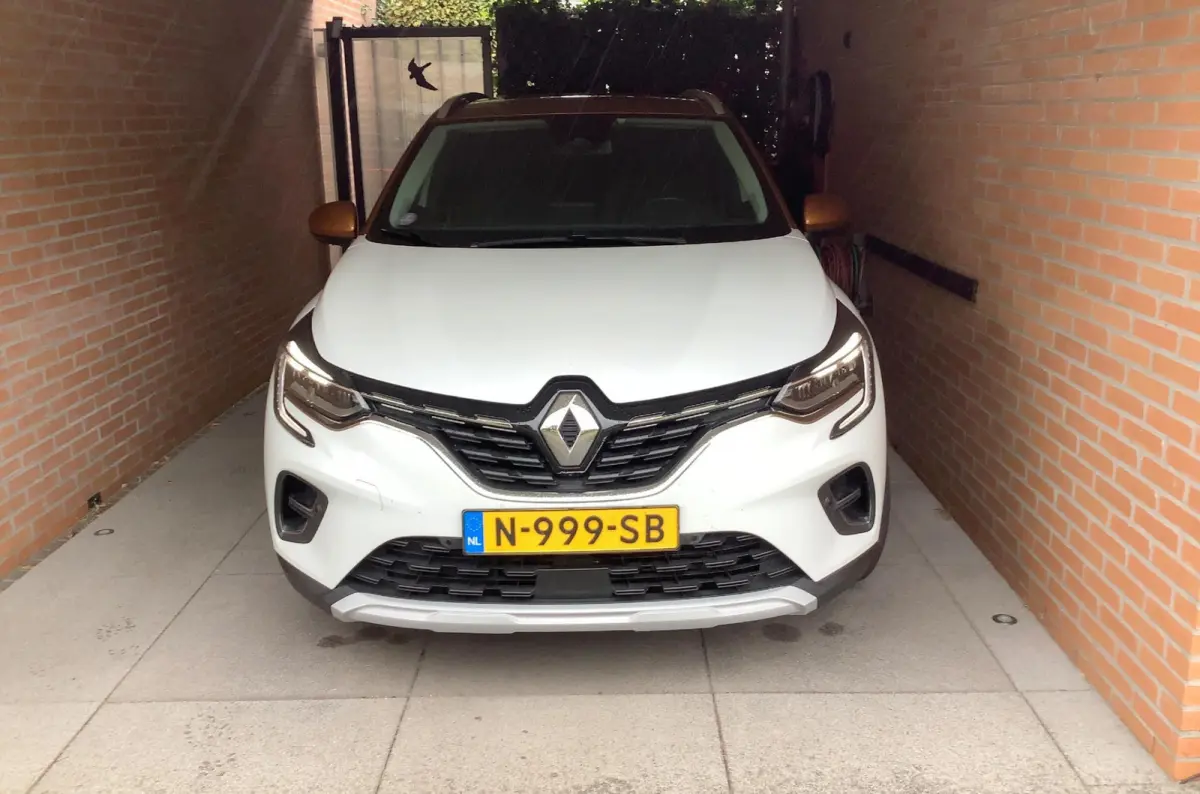 E-Tech Plug-in Hybrid 160 Edition One | Trekhaak | 360 Camera | BOSE Audio | Stoelverw. |