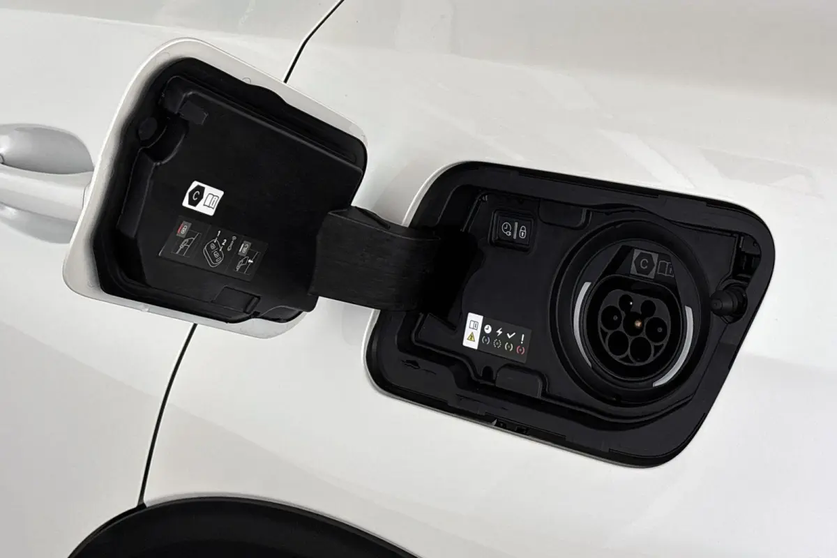1.6 HYbrid 225 GT Nappa Leder Stoelverwarming Achteruitrijcamera