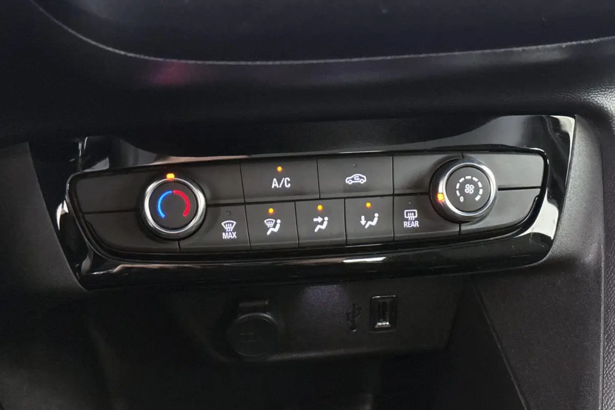 1.2T 100PK Level 2 Navigatie Achteruitrijcamera Apple CarPlay