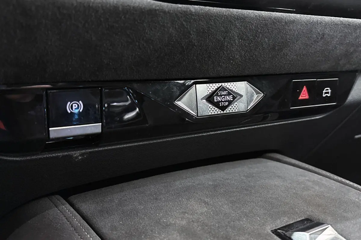E-Tense Performance Line SOH 98% Apple CarPlay Achteruitrijcamera PHEV