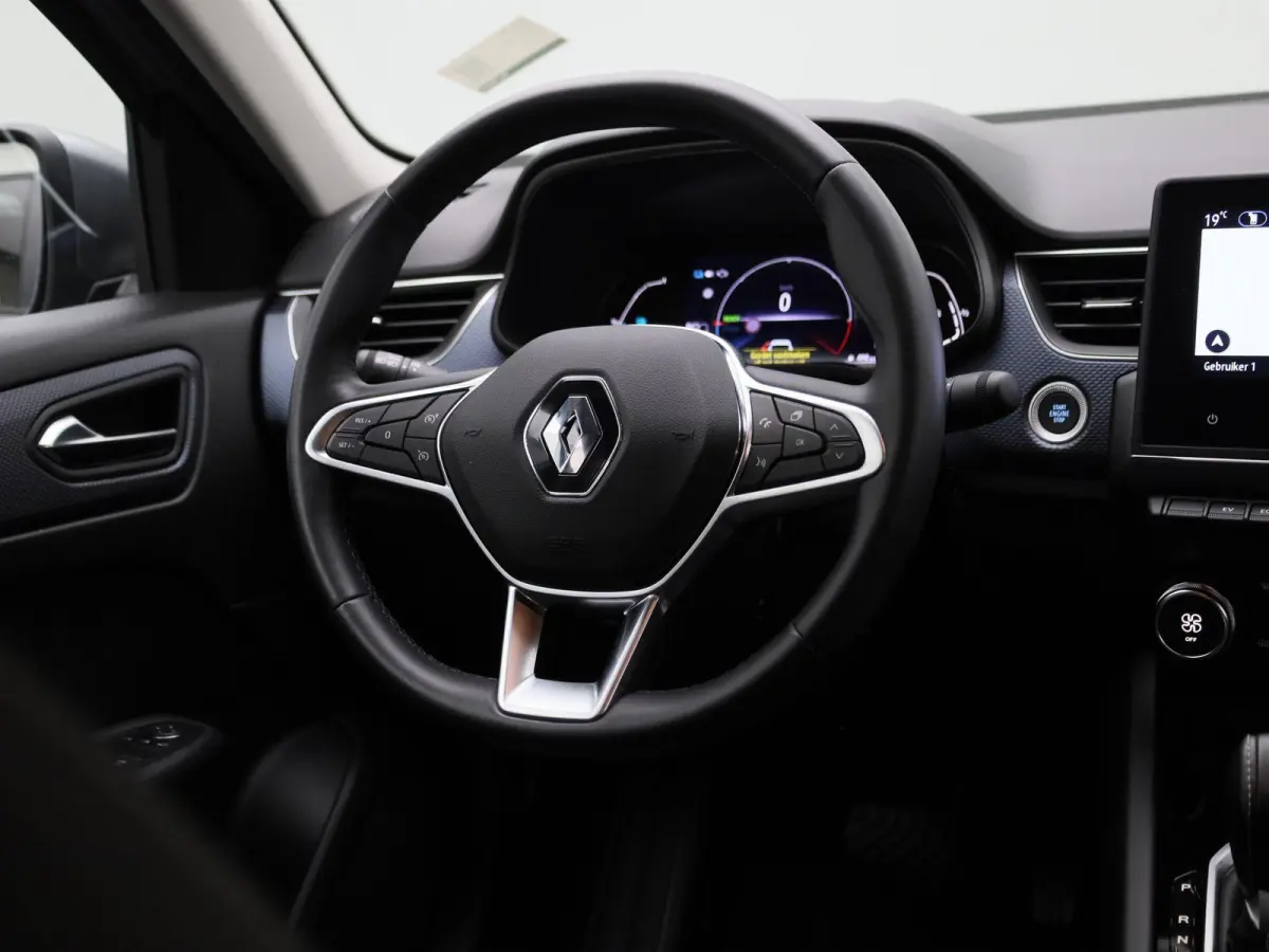 1.6 E-Tech hybrid 145 evolution | TREKHAAK | CAMERA | NAVIGATIE | KEY-LESS