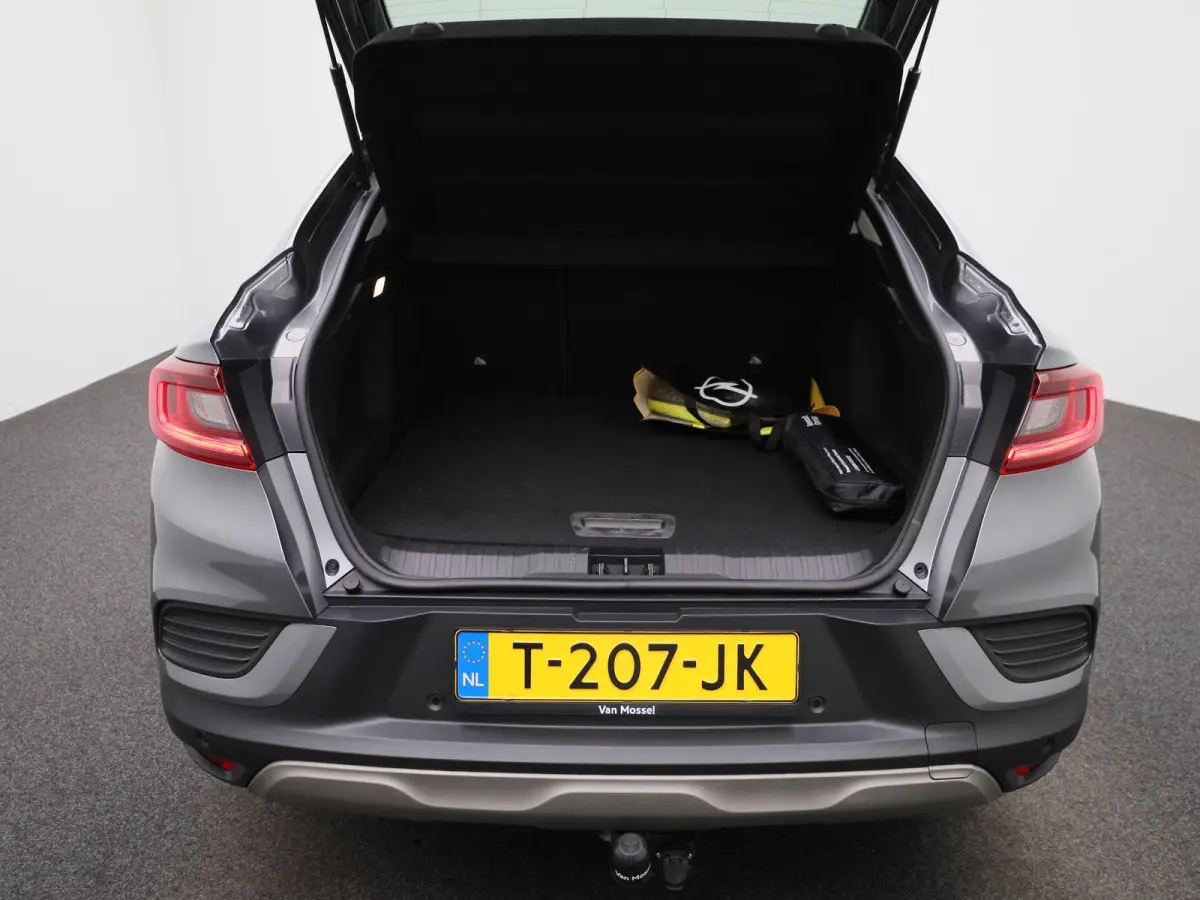 1.6 E-Tech hybrid 145 evolution | TREKHAAK | CAMERA | NAVIGATIE | KEY-LESS
