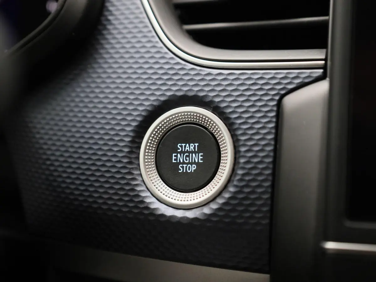 1.6 E-Tech hybrid 145 evolution | TREKHAAK | CAMERA | NAVIGATIE | KEY-LESS