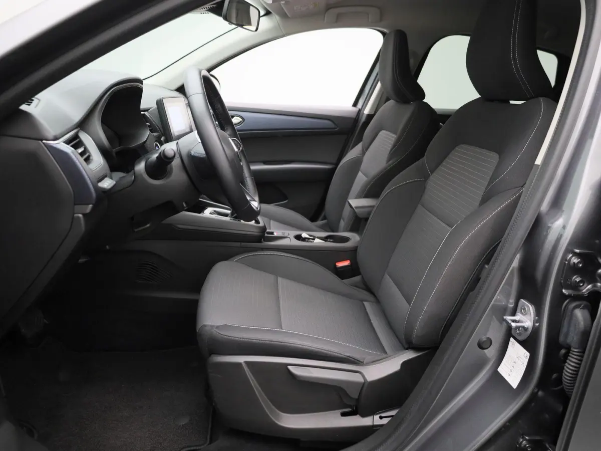 1.6 E-Tech hybrid 145 evolution | TREKHAAK | CAMERA | NAVIGATIE | KEY-LESS