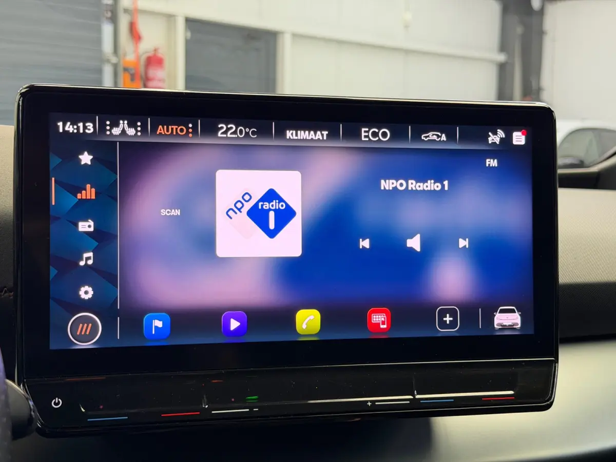 Essential 62 kWh CarPlay 204 pk