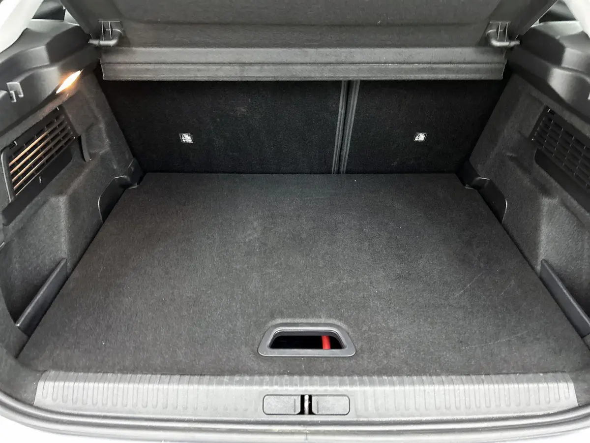 136pk You 50 kWh Automaat | Accu 96% | 3 Fase | Camera | Apple Carplay/Android Auto | Climate Control | Cruise Control | Parkeersensoren | IsoFix |