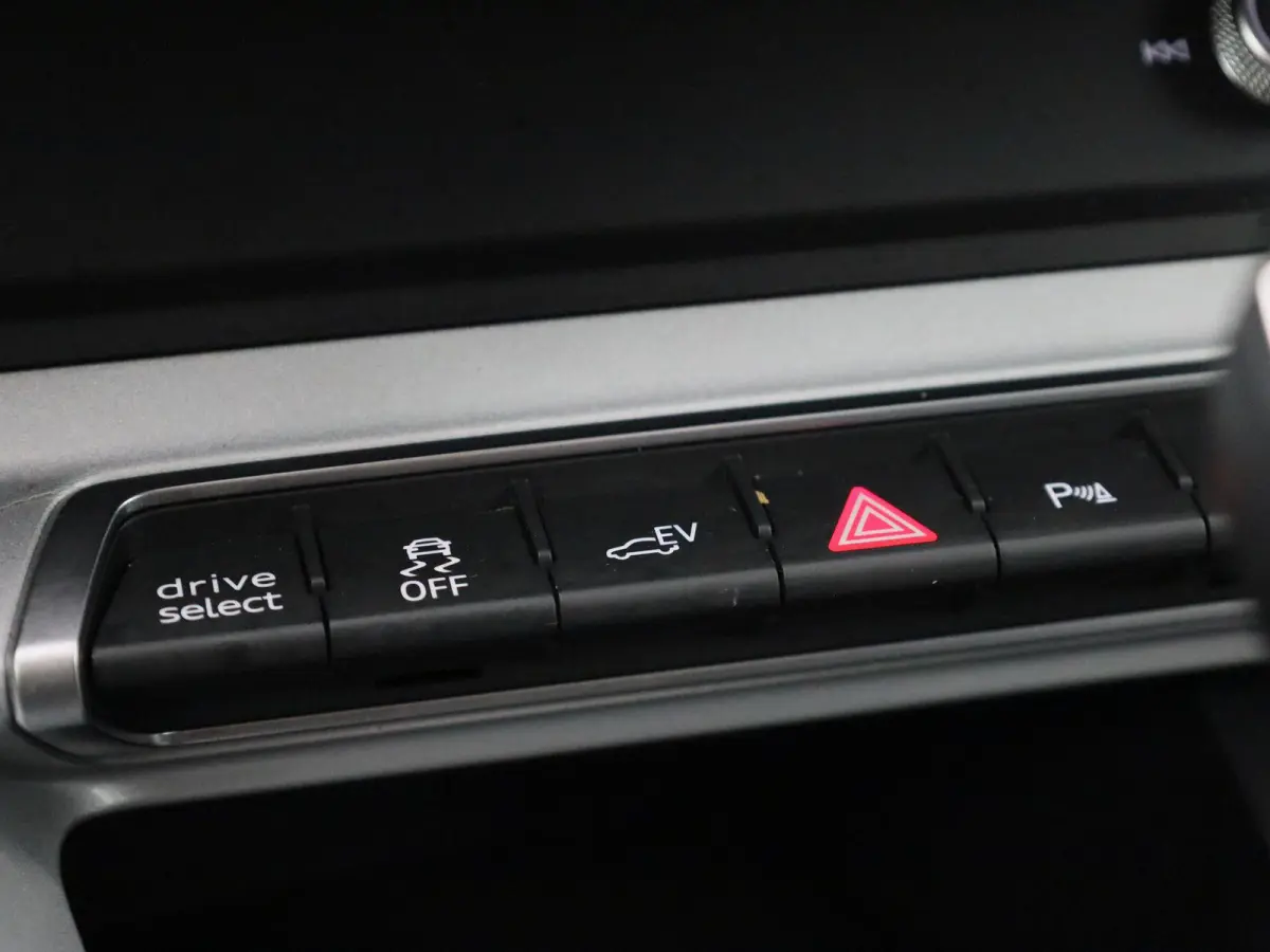 45 TFSI e S tronic | PLUG-IN | NAVIGATIE | KLIMAATREGELING | PARKEERSENSOREN | VIRTUAL COCKPIT