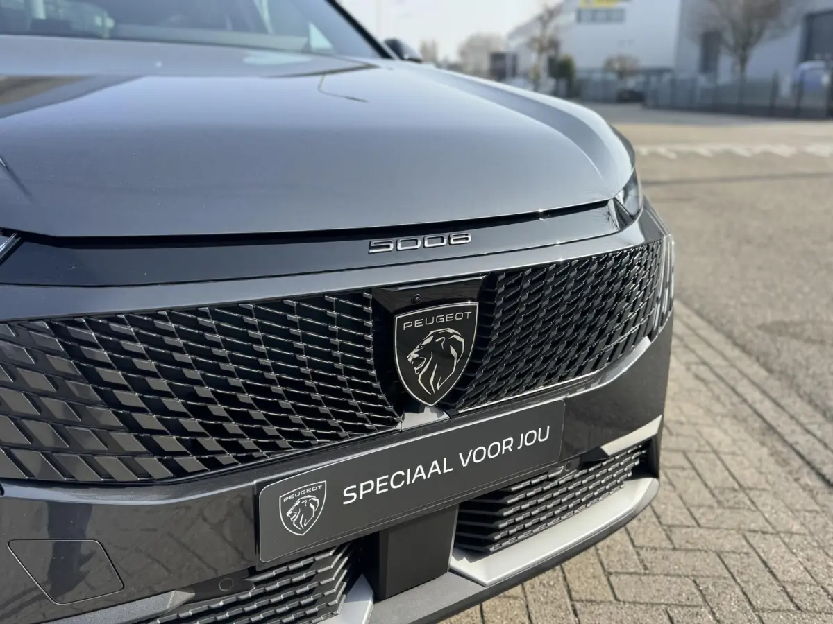 Hybrid 145 GT l 360 Vision & Drive Assist Plus Pack (GT)