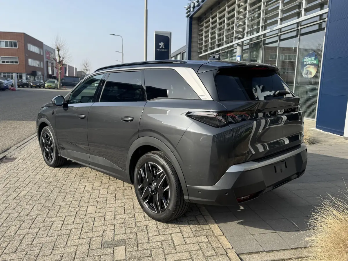 Hybrid 145 GT l 360 Vision & Drive Assist Plus Pack (GT)