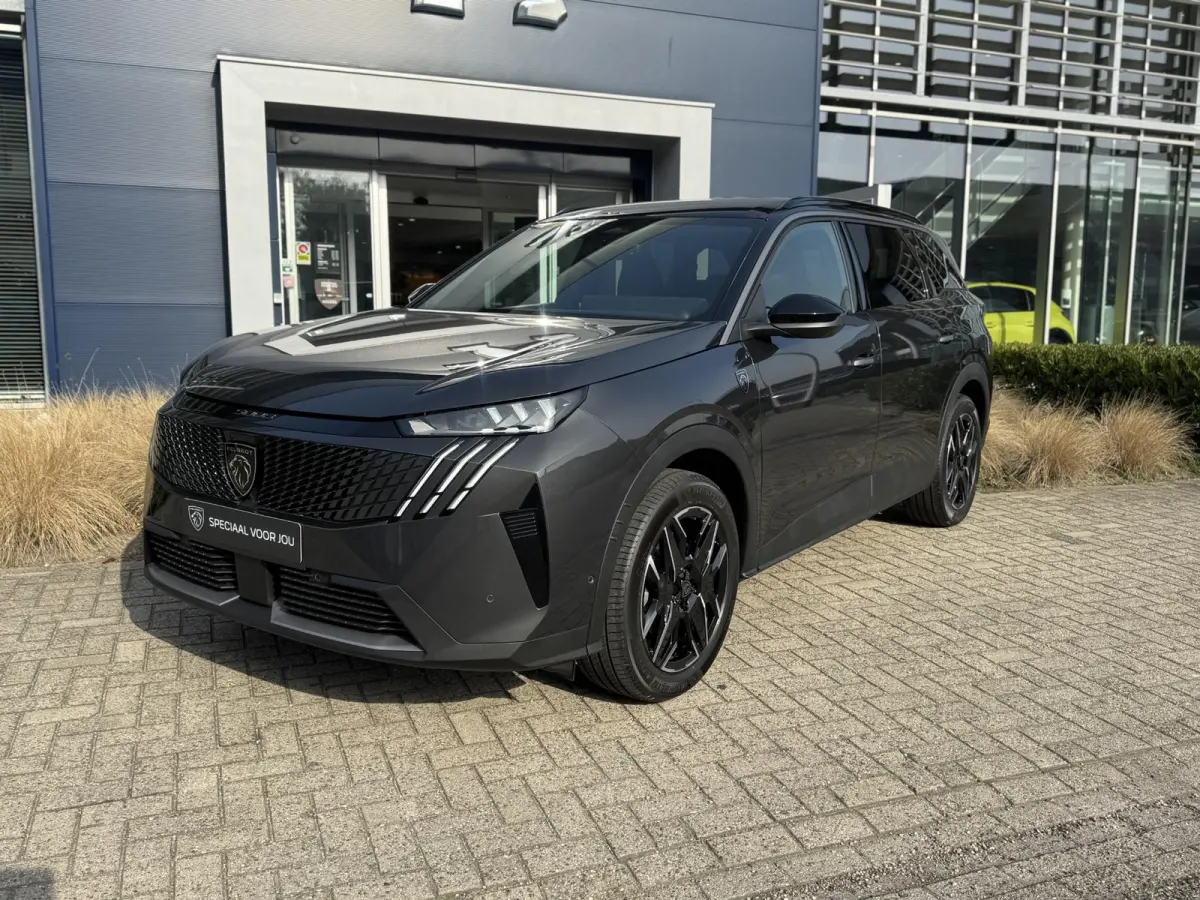 Hybrid 145 GT l 360 Vision & Drive Assist Plus Pack (GT)