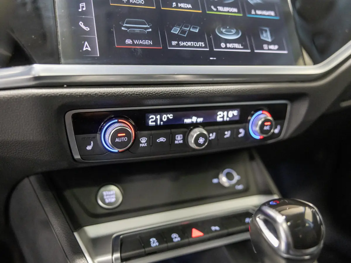 35 TFSI Advanced / 150pk / Panorama dak / Stoelverwarming / Dodehoek herkenning / Achteruitrij camera /