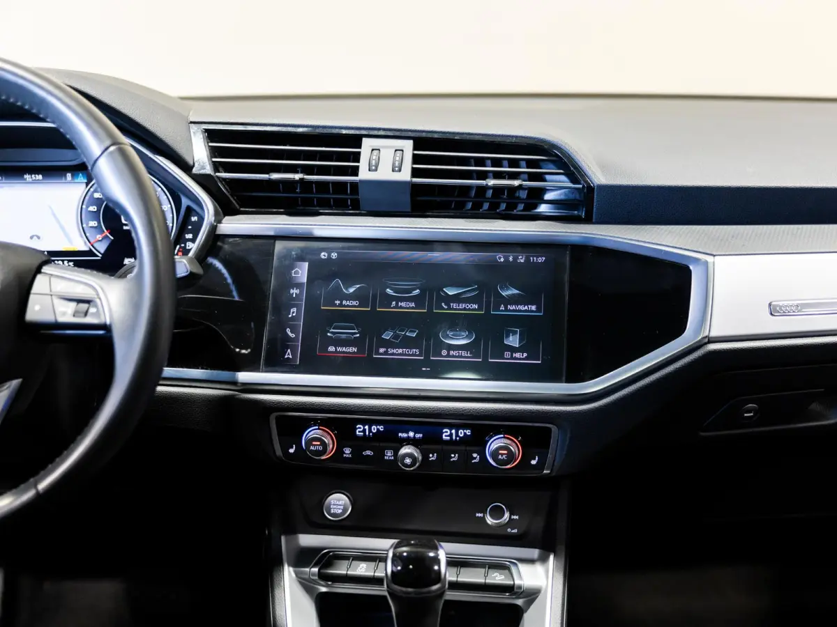 35 TFSI Advanced / 150pk / Panorama dak / Stoelverwarming / Dodehoek herkenning / Achteruitrij camera /