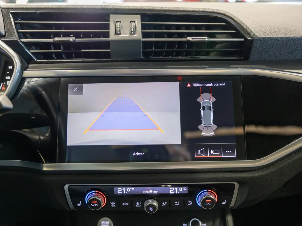 35 TFSI Advanced / 150pk / Panorama dak / Stoelverwarming / Dodehoek herkenning / Achteruitrij camera /