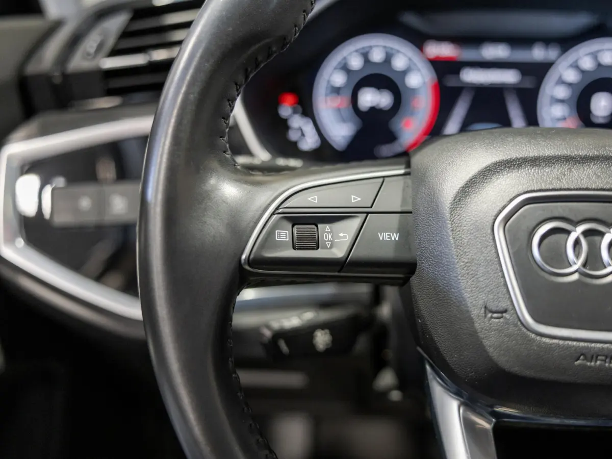 35 TFSI Advanced / 150pk / Panorama dak / Stoelverwarming / Dodehoek herkenning / Achteruitrij camera /