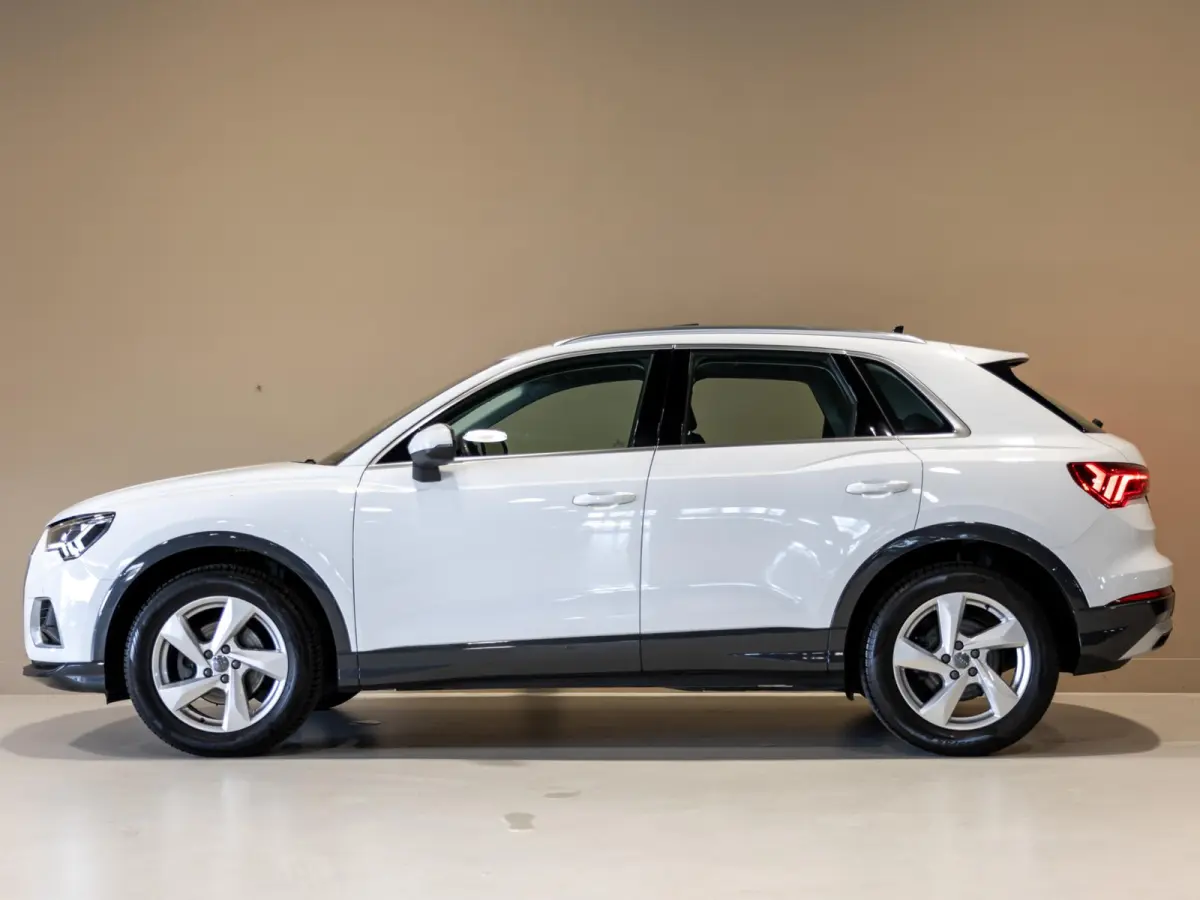 35 TFSI Advanced / 150pk / Panorama dak / Stoelverwarming / Dodehoek herkenning / Achteruitrij camera /