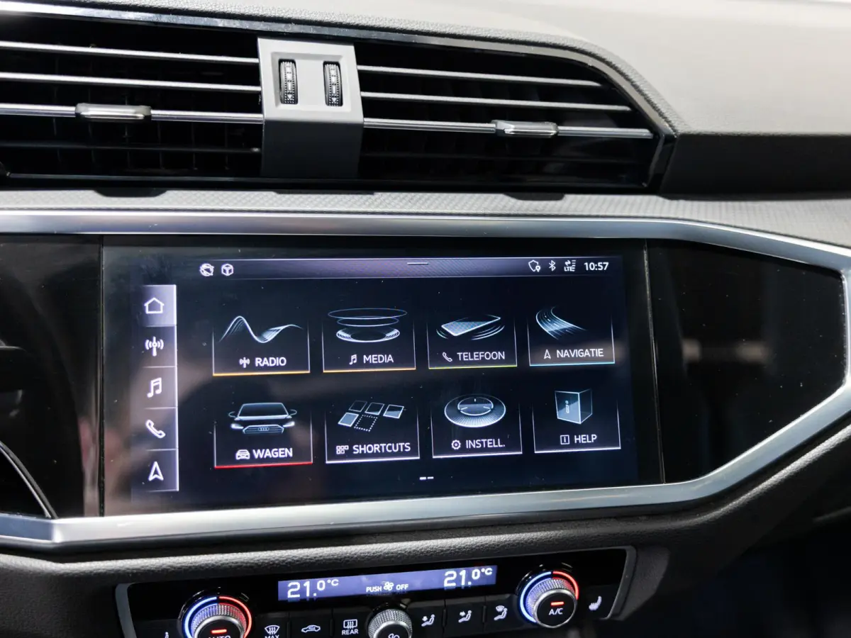 35 TFSI Advanced / 150pk / Panorama dak / Stoelverwarming / Dodehoek herkenning / Achteruitrij camera /