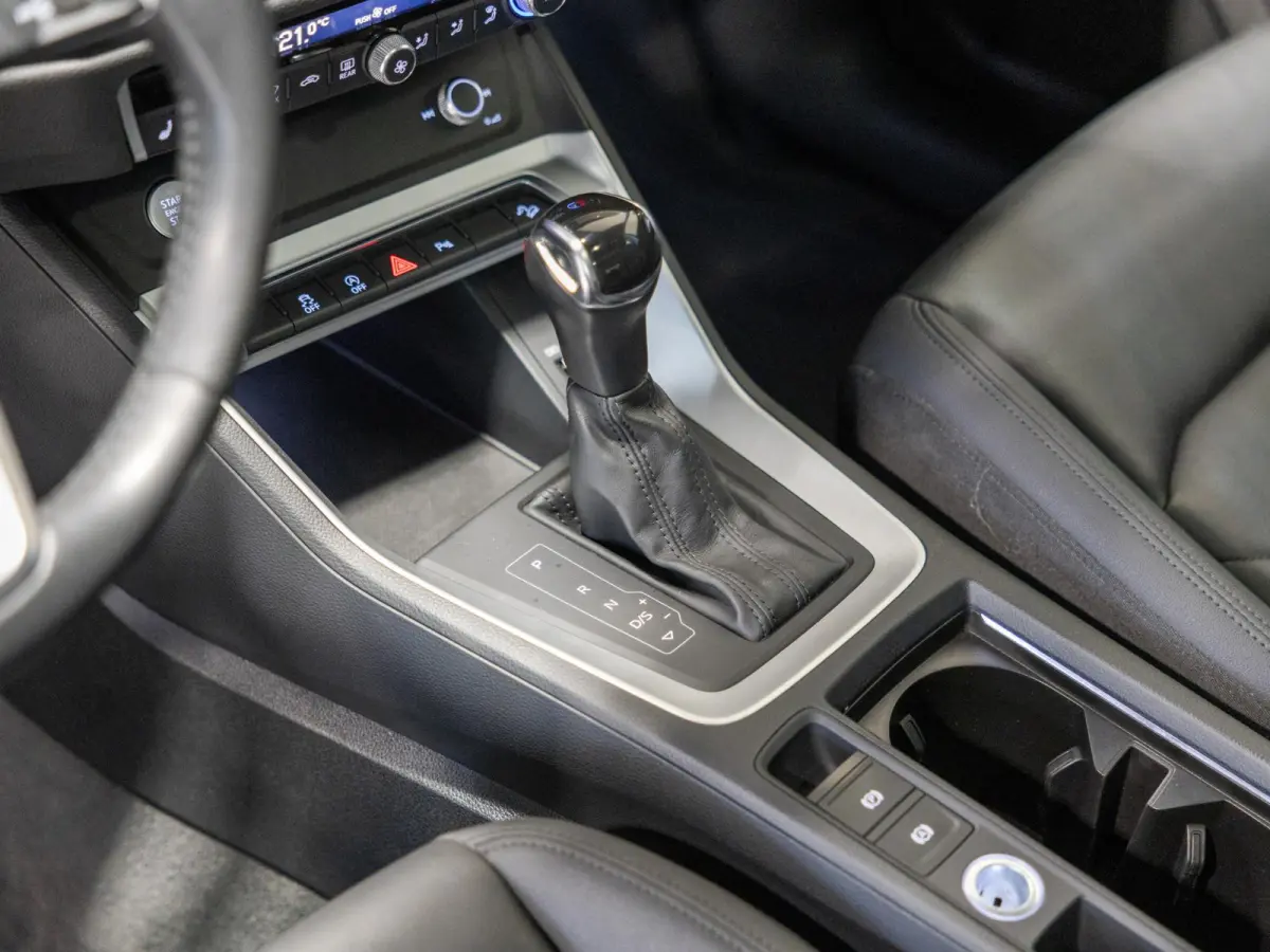 35 TFSI Advanced / 150pk / Panorama dak / Stoelverwarming / Dodehoek herkenning / Achteruitrij camera /