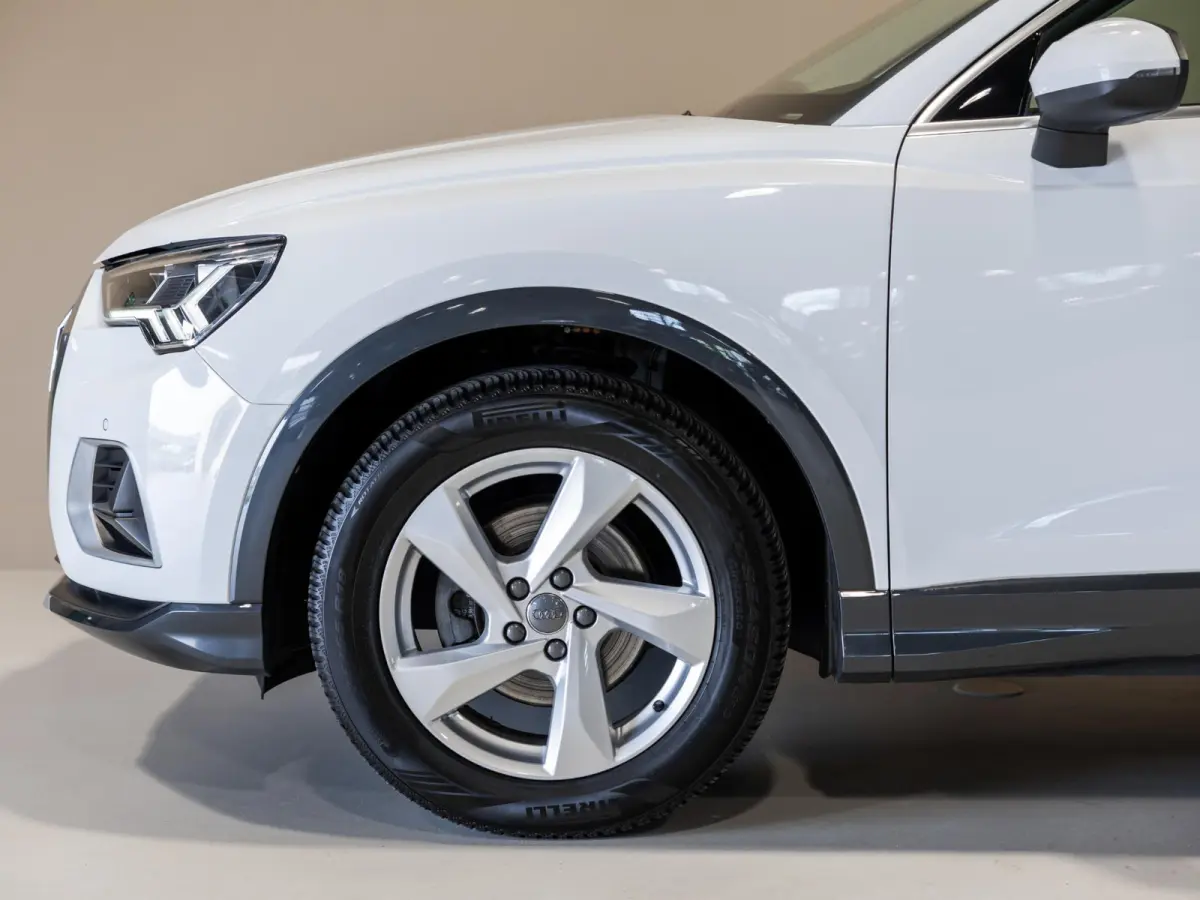35 TFSI Advanced / 150pk / Panorama dak / Stoelverwarming / Dodehoek herkenning / Achteruitrij camera /